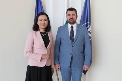 Meeting of the Minister of Foreign Affairs, Mr Georg Georgiev, with the Newly Appointed Ambassador Extraordinary and Plenipotentiary of the Socialist Republic of Viet Nam to the Republic of Bulgaria, H.E. Ms Nguyen Thi Minh Nguyet